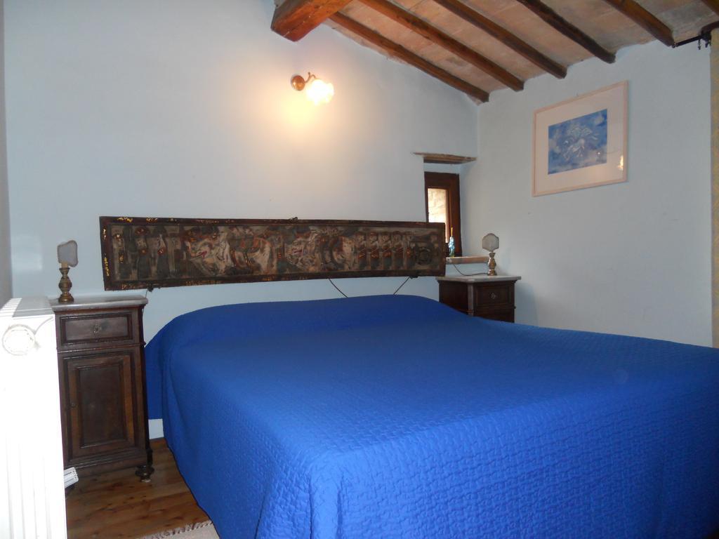 Il Giardino Degli Ulivi Villa Castelraimondo Room photo